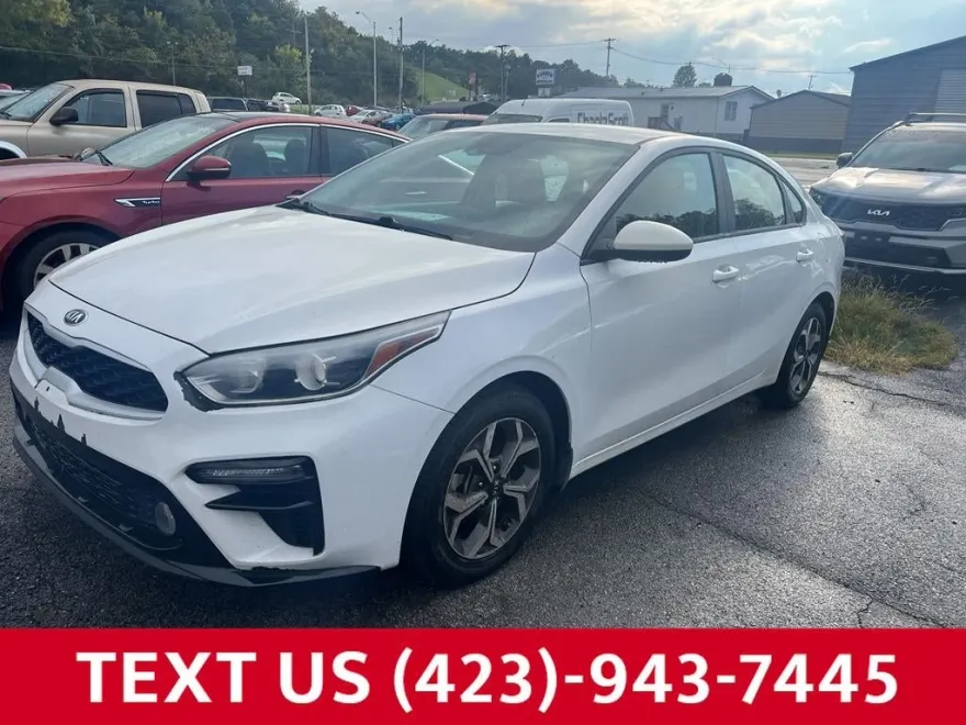 2021 Kia Forte LXS photo 1