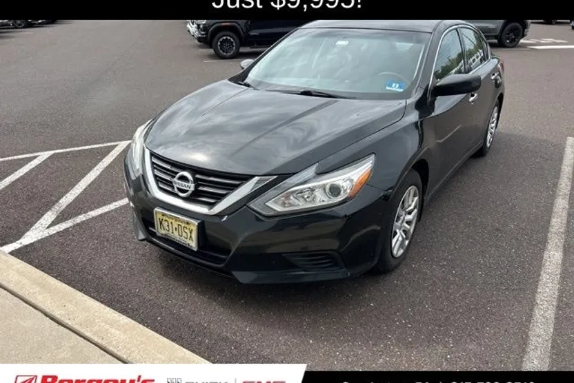 2017 Nissan Altima 2.5 S photo 1