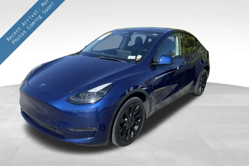 2023 Tesla Model Y Long Range photo 1
