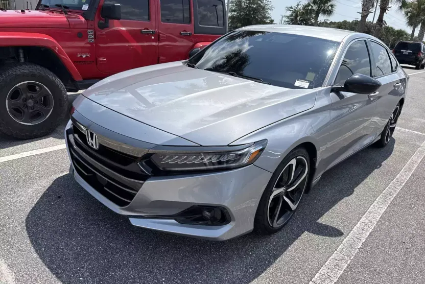 2022 Honda Accord Sport 1.5T photo 1
