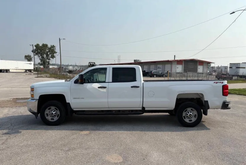 2019 Chevrolet Silverado 2500HD Work Truck photo 1