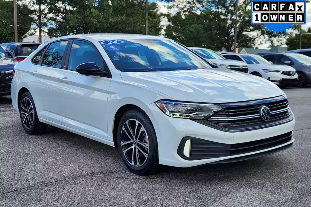 2024 Volkswagen Jetta 1.5T Sport photo 1