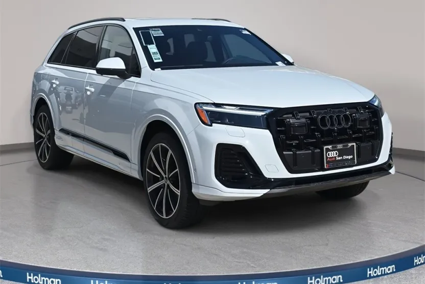 2025 Audi Q7 45 Premium Plus photo 1