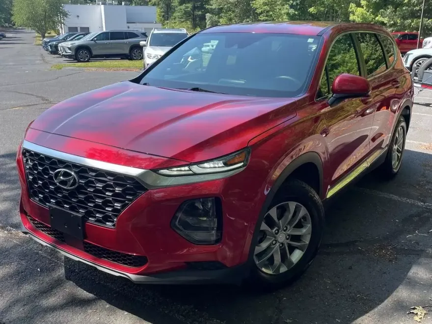 2020 Hyundai Santa Fe SE photo 1