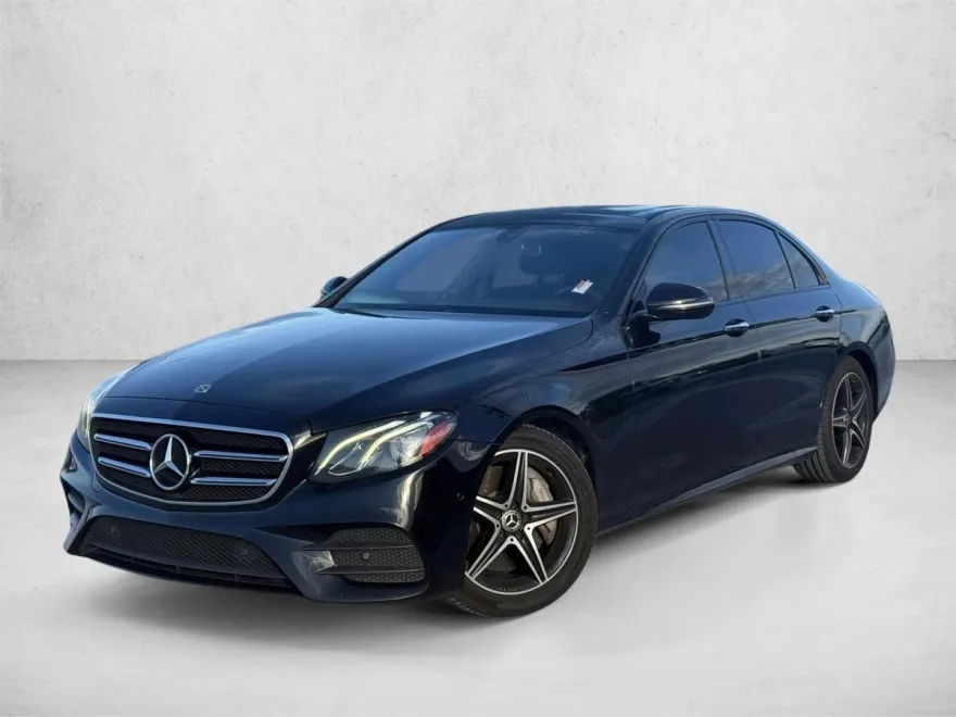 2018 Mercedes Benz E 300 Sedan photo 1