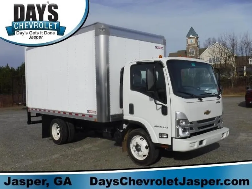 2024 Chevrolet Silverado 4500HD photo 1