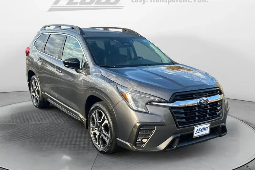 2025 Subaru Ascent Limited photo 1