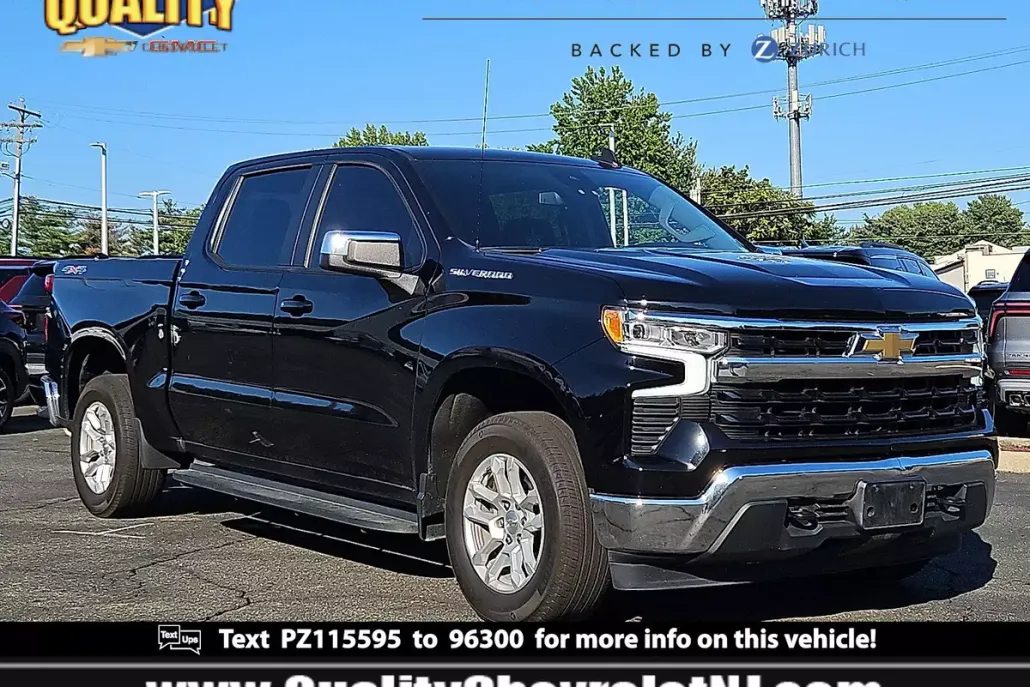 2023 Chevrolet Silverado 1500 LT photo 1