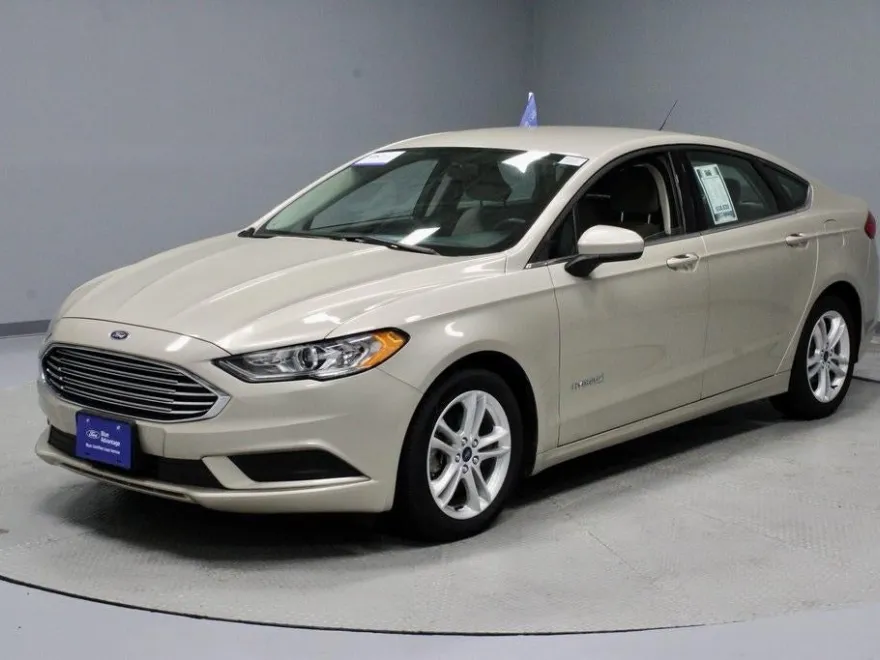2018 Ford Fusion Hybrid S photo 1