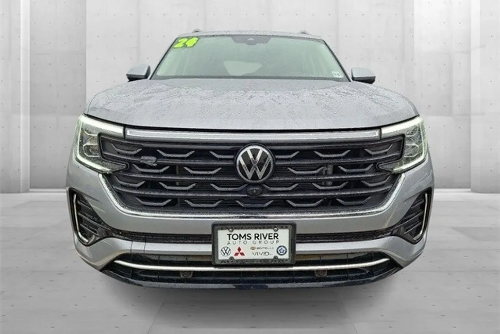 2024 Volkswagen Atlas SEL Premium R-Line photo 1