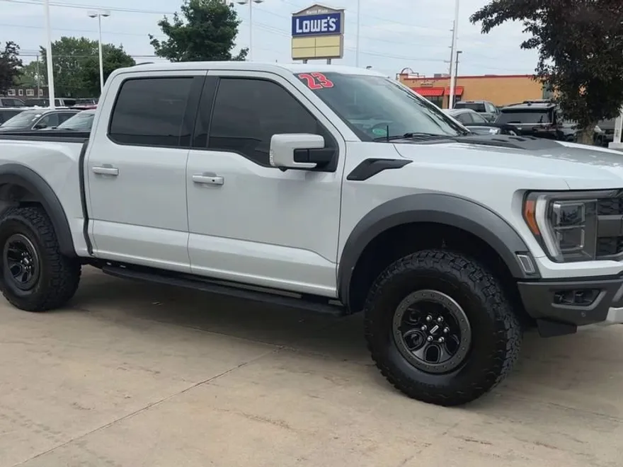 2023 Ford F-150 Raptor photo 1