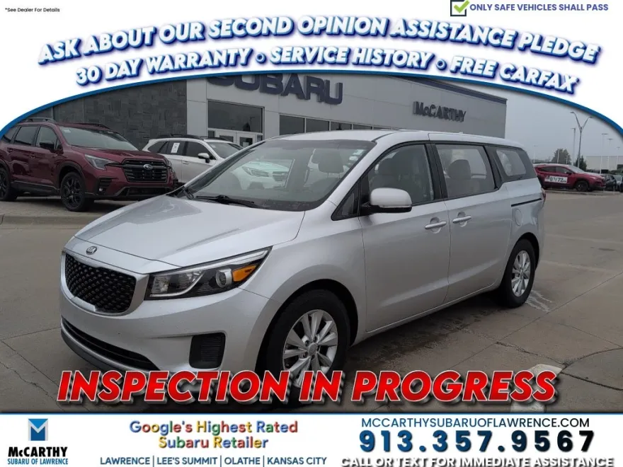 2016 Kia Sedona L photo 1