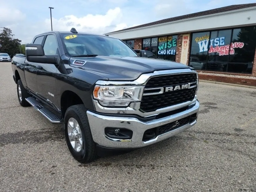 2024 Ram 2500 Big Horn photo 1