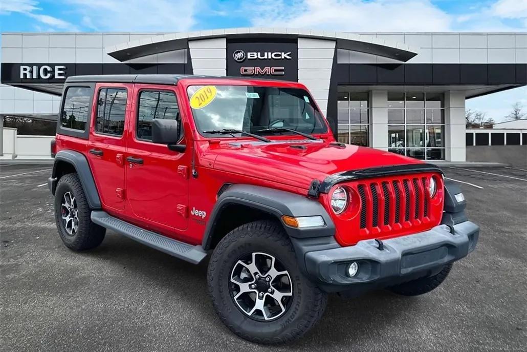 2019 Jeep Wrangler Unlimited Sport photo 1