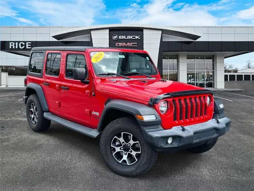 2019 Jeep Wrangler Unlimited Sport photo 1