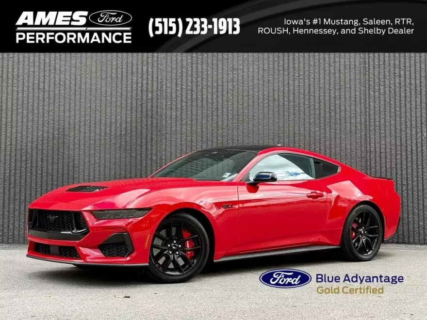 2024 Ford Mustang GT photo 1