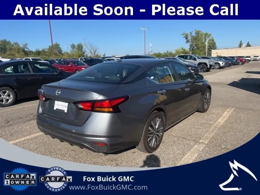 2023 Nissan Altima 2.5 SV photo 1