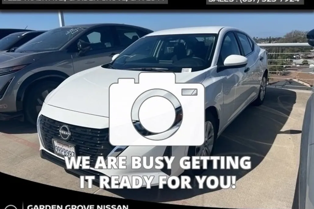 2025 Nissan Sentra S photo 1