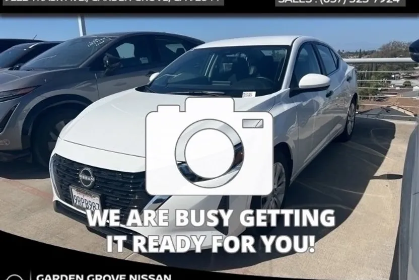 2025 Nissan Sentra S photo 1
