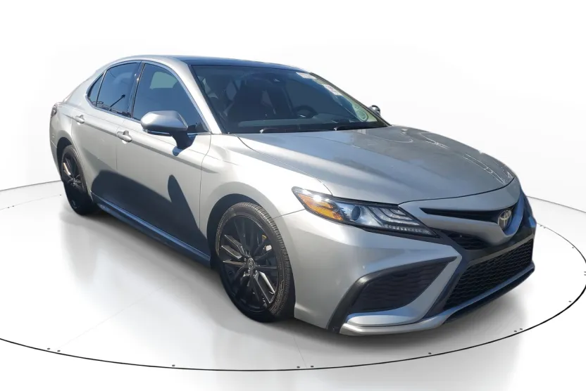 2021 Toyota Camry XSE V6 photo 1