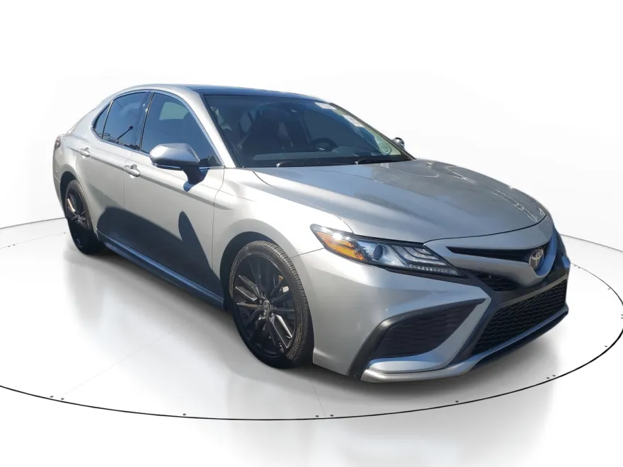 2021 Toyota Camry XSE V6 photo 1