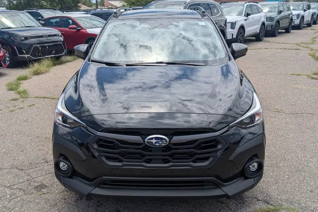 2025 Subaru Crosstrek Premium photo 1