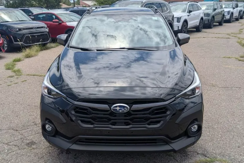 2025 Subaru Crosstrek Premium photo 1