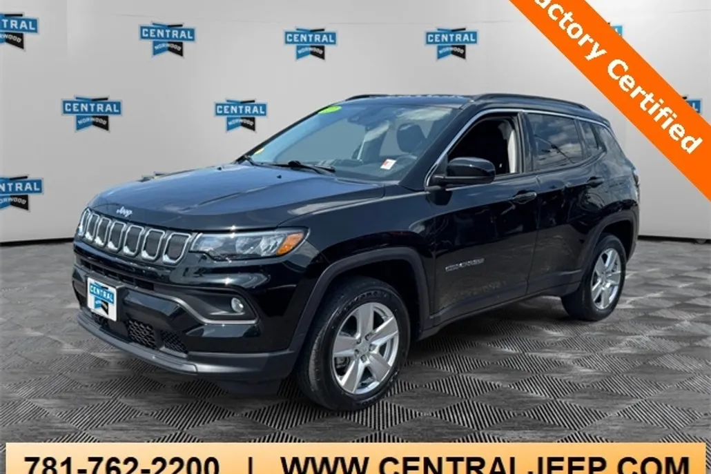 2022 Jeep Compass Latitude photo 1