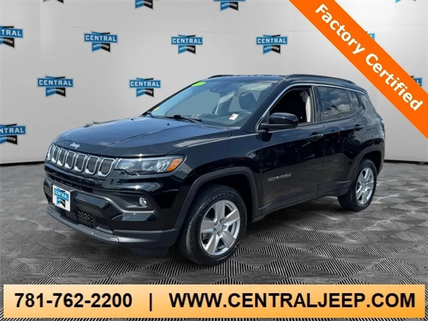 2022 Jeep Compass Latitude photo 1