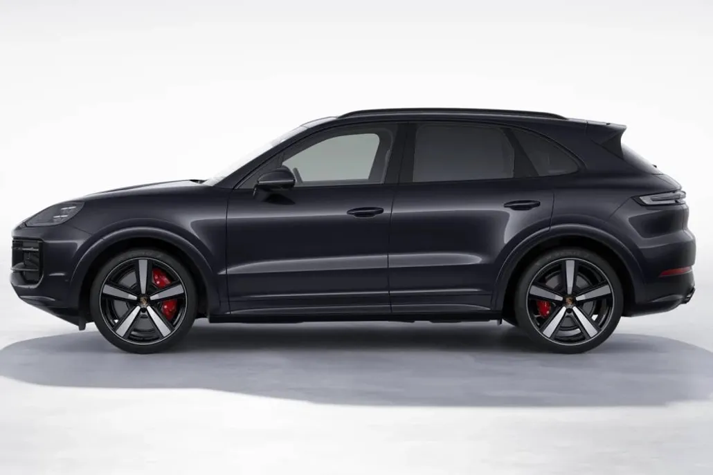 2025 Porsche Cayenne GTS photo 1