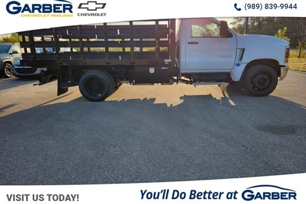 2024 Chevrolet Silverado 5500HD Work Truck photo 1