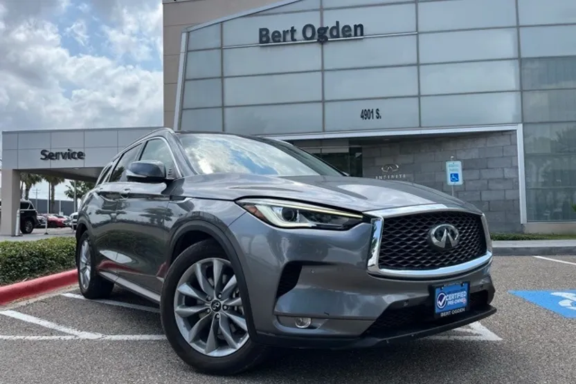 2022 Infiniti QX50 Essential photo 1
