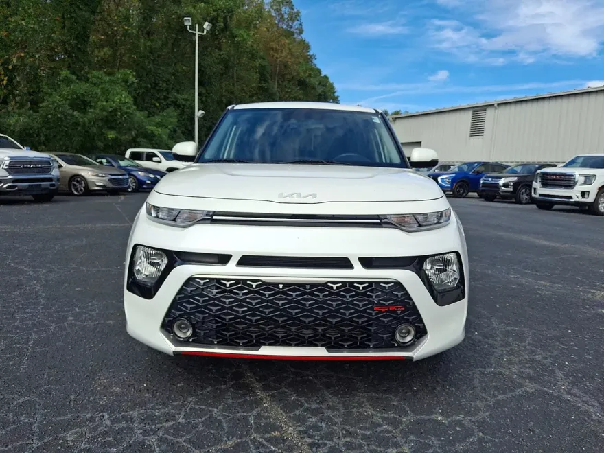 2022 Kia Soul GT-Line photo 1