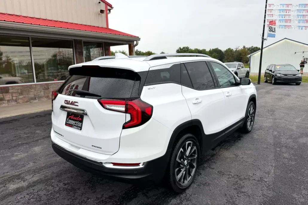 2023 Gmc Terrain SLT photo 1