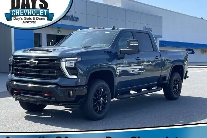 2025 Chevrolet Silverado 2500HD LT photo 1