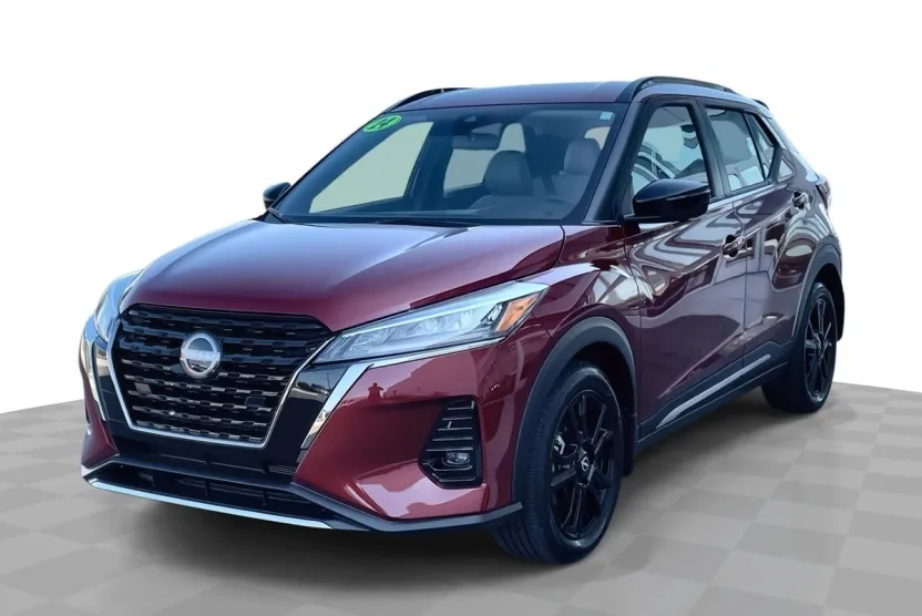 2024 Nissan Kicks SR photo 1