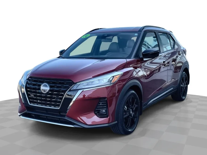 2024 Nissan Kicks SR photo 1