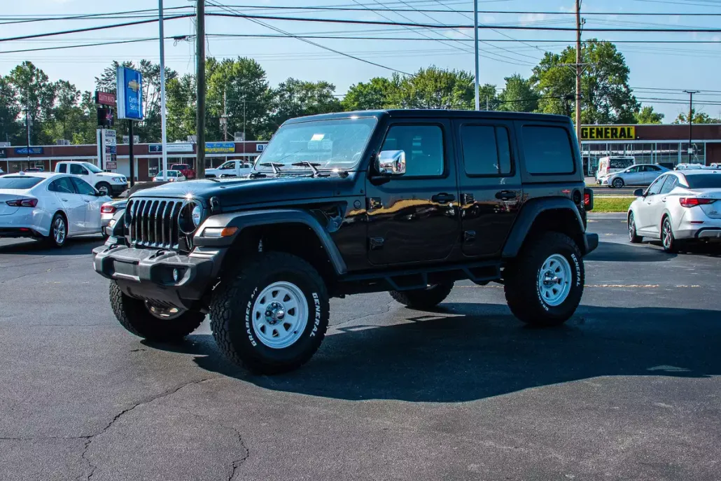 2023 Jeep Wrangler Sport S photo 1