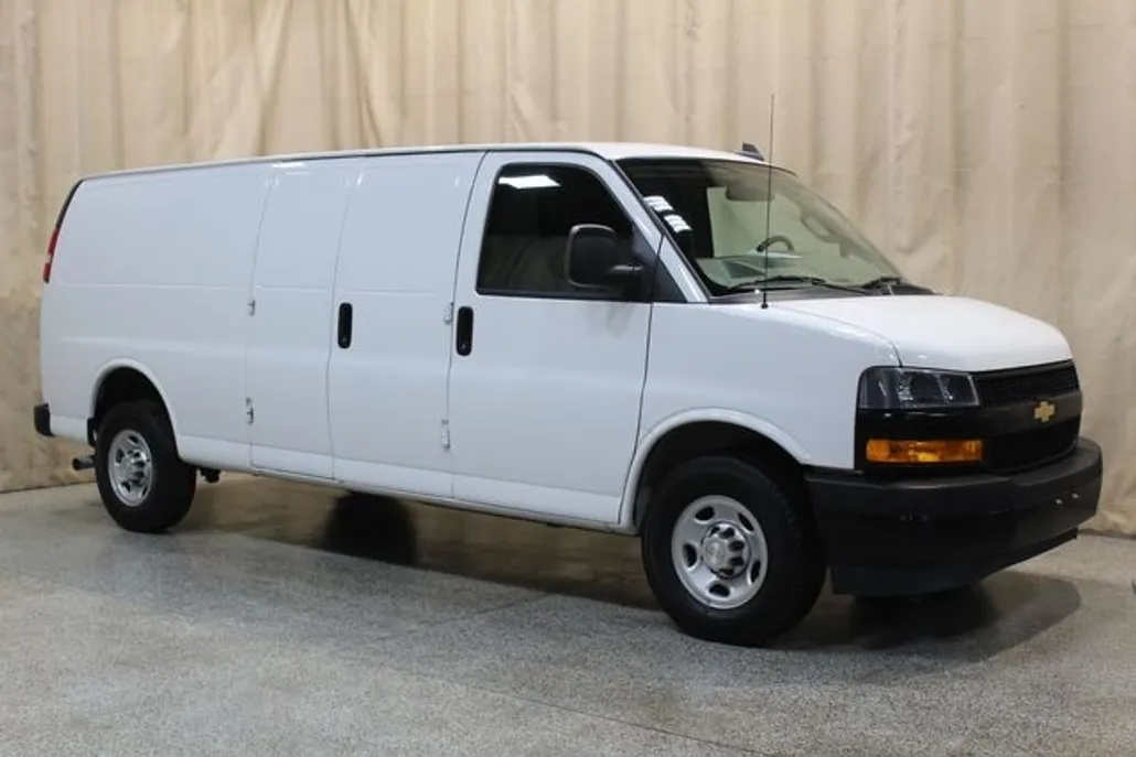 2019 Chevrolet Express 2500 photo 1