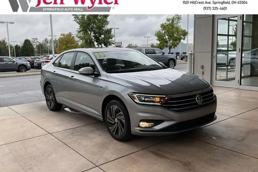 2019 Volkswagen Jetta SEL Premium photo 1