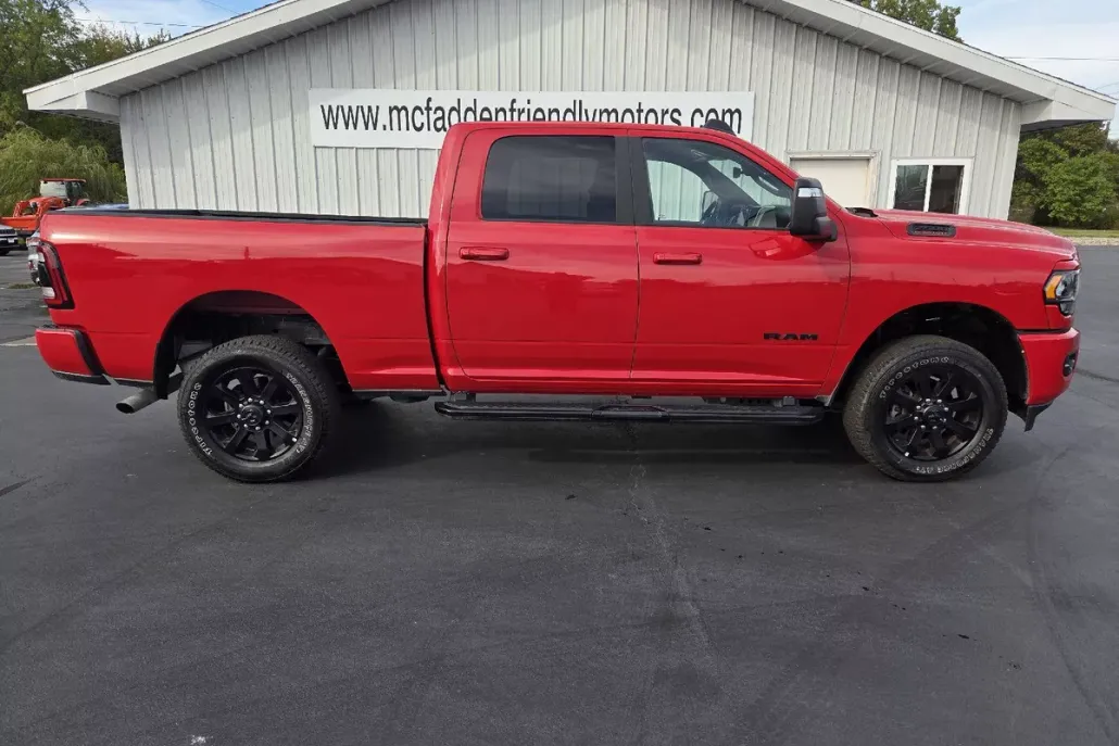 2024 Ram 2500 Big Horn photo 1