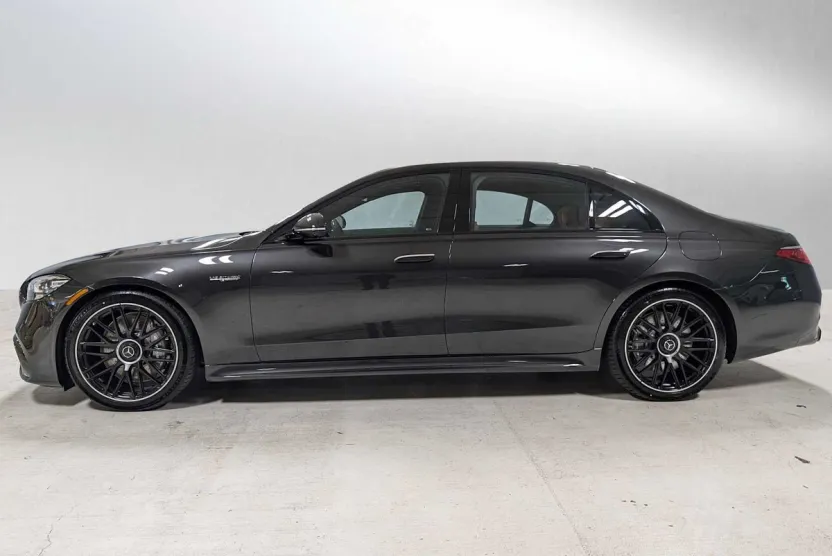 2025 Mercedes Benz S AMG 450 63 e photo 1