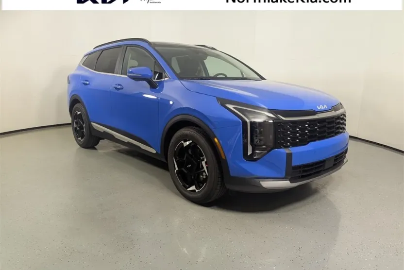 2026 Kia Sportage EX photo 1