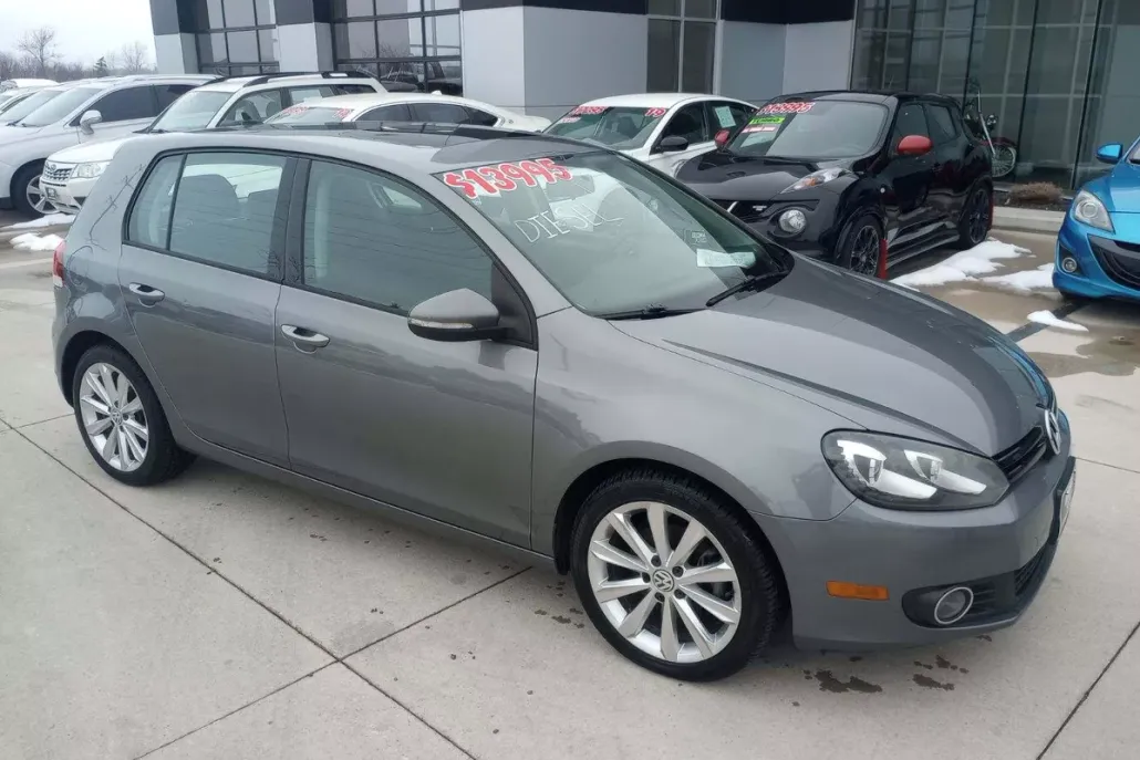 2013 Volkswagen Golf TDI photo 1