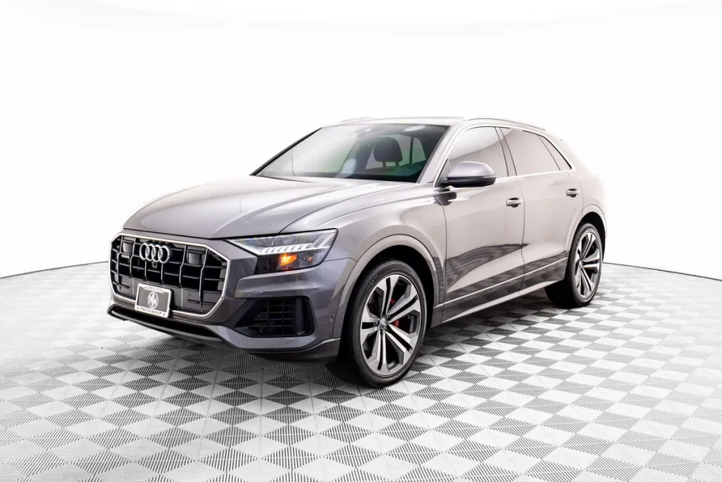 2019 Audi Q8 Prestige photo 1