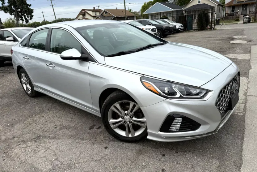 2019 Hyundai Sonata SEL photo 1