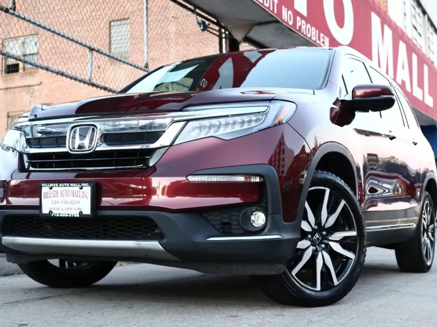 2022 Honda Pilot Touring photo 1
