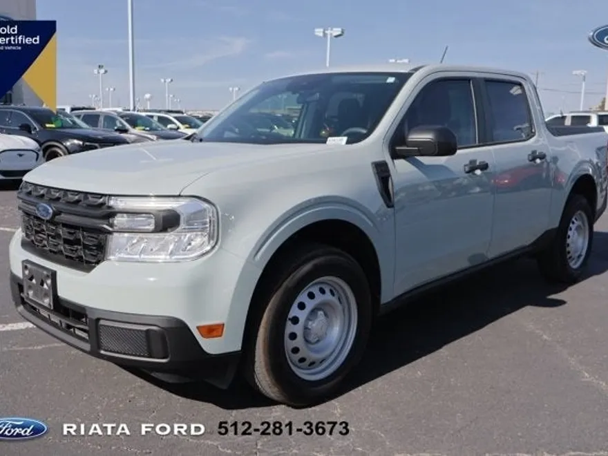 2024 Ford Maverick XL photo 1