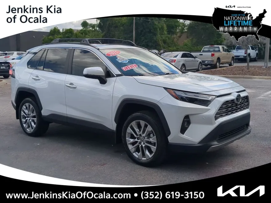 2025 Toyota RAV4 Limited photo 1