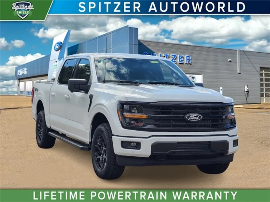2025 Ford F-150 XLT photo 1